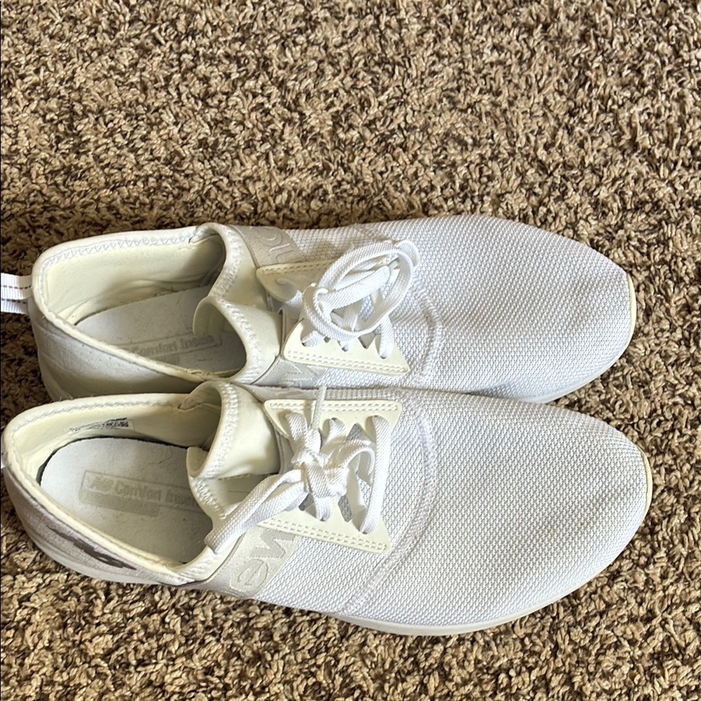 New Balance White Athletic Shoes Canvas Low-Top